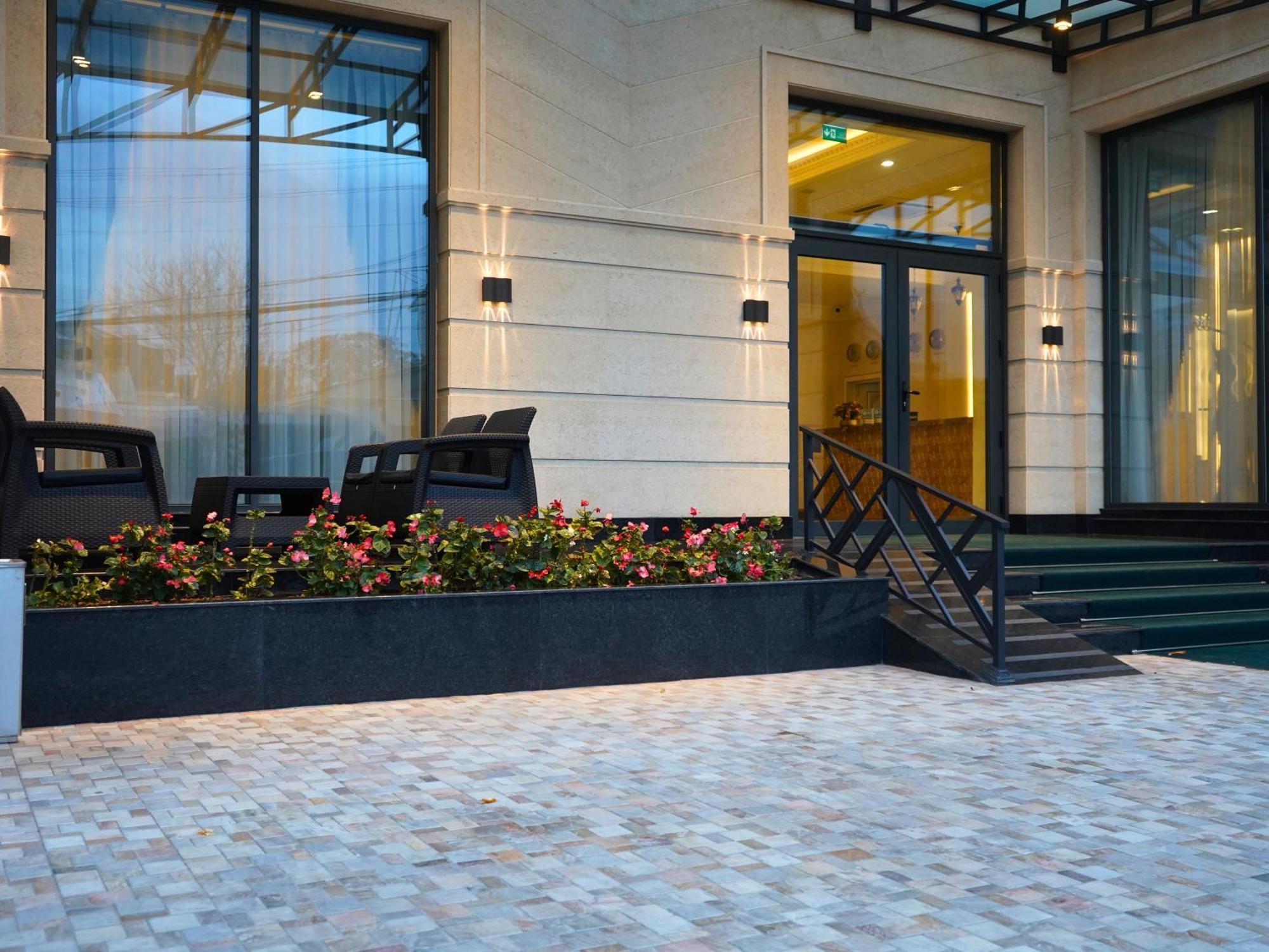 Al Anvar Halal Hotel By Hotelpro Group Tasken Kültér fotó