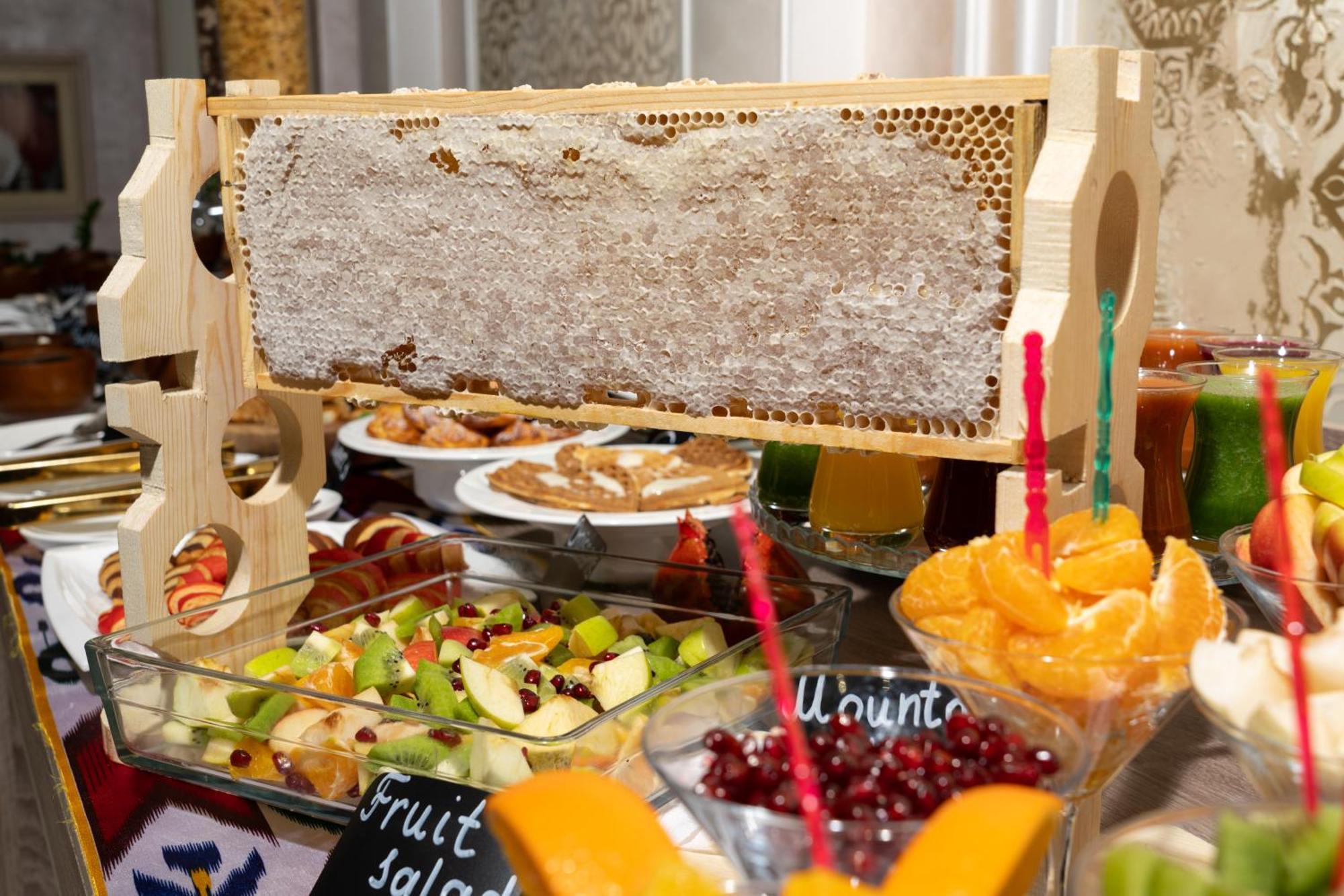 Al Anvar Halal Hotel By Hotelpro Group Tasken Kültér fotó