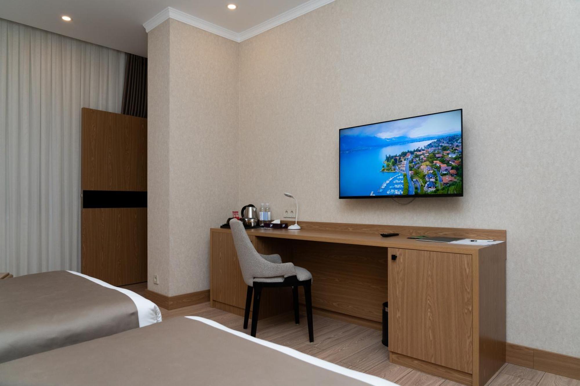 Al Anvar Halal Hotel By Hotelpro Group Tasken Kültér fotó