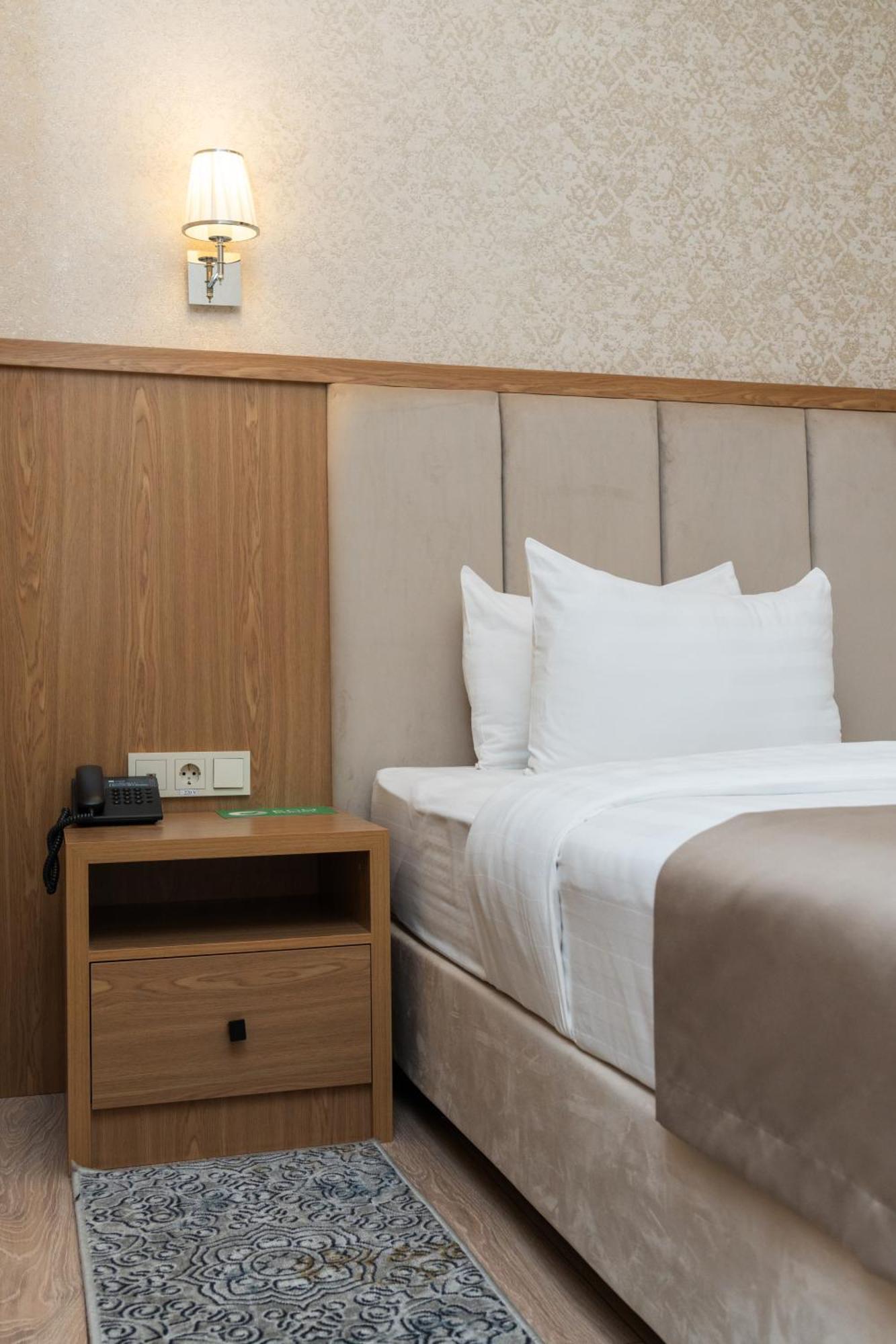 Al Anvar Halal Hotel By Hotelpro Group Tasken Kültér fotó