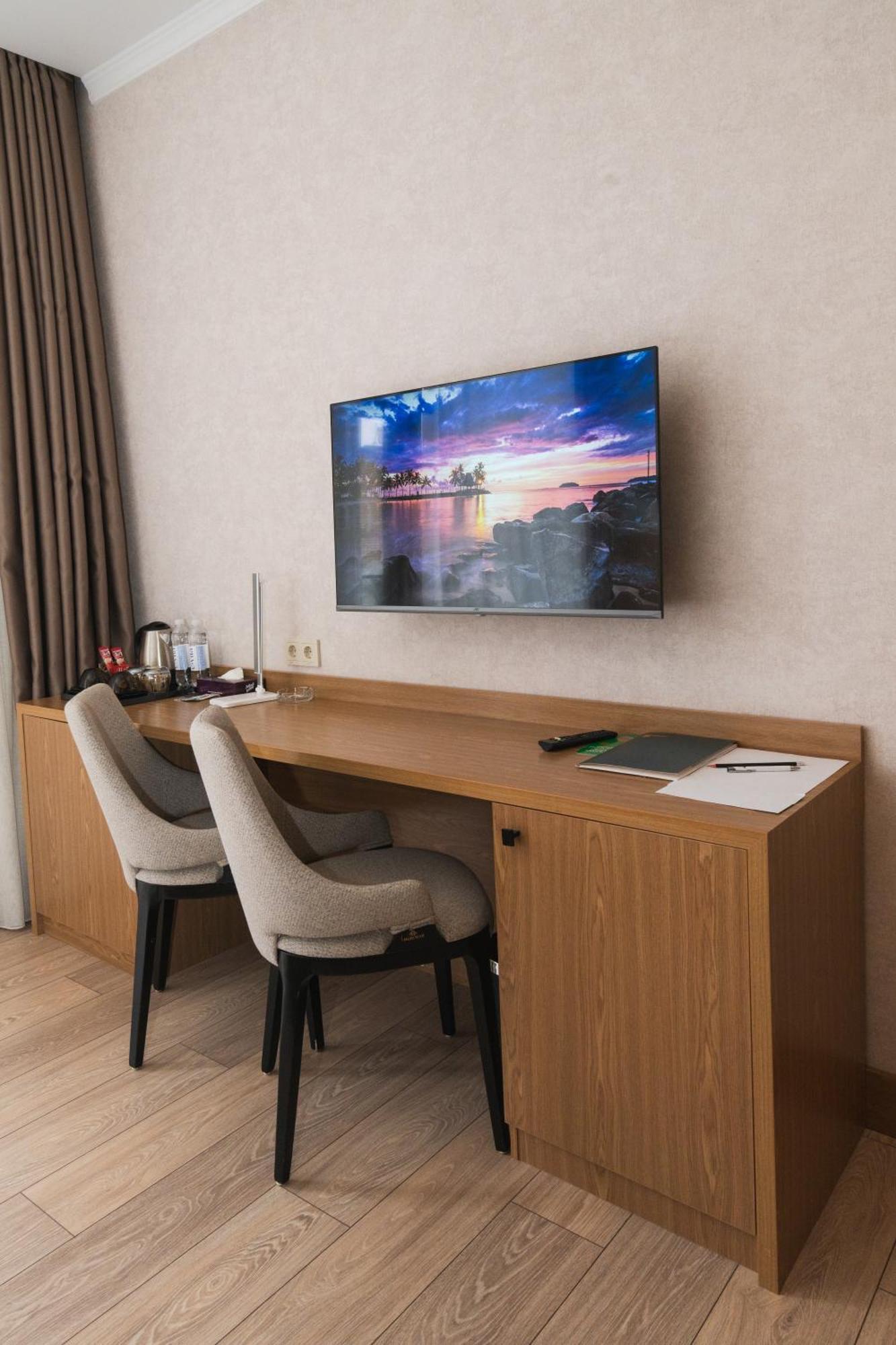 Al Anvar Halal Hotel By Hotelpro Group Tasken Kültér fotó