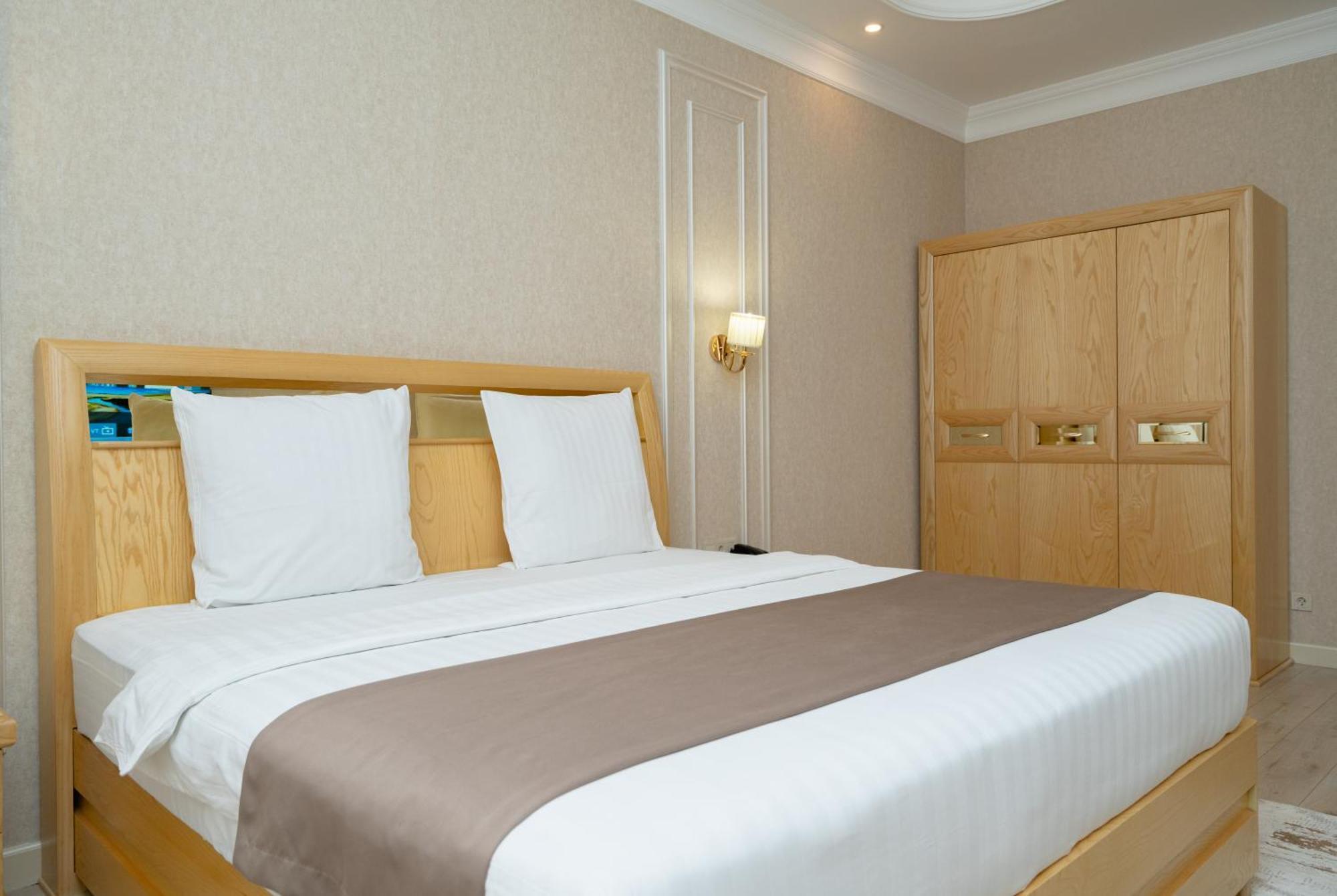 Al Anvar Halal Hotel By Hotelpro Group Tasken Kültér fotó